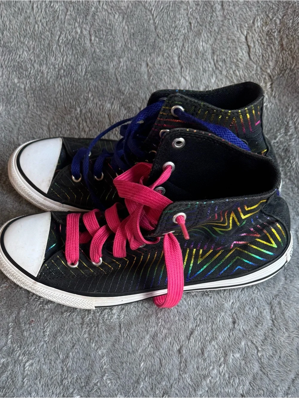 Kids Converse High-Top Canvas Sneakers in Black with Rainbow Star Pattern